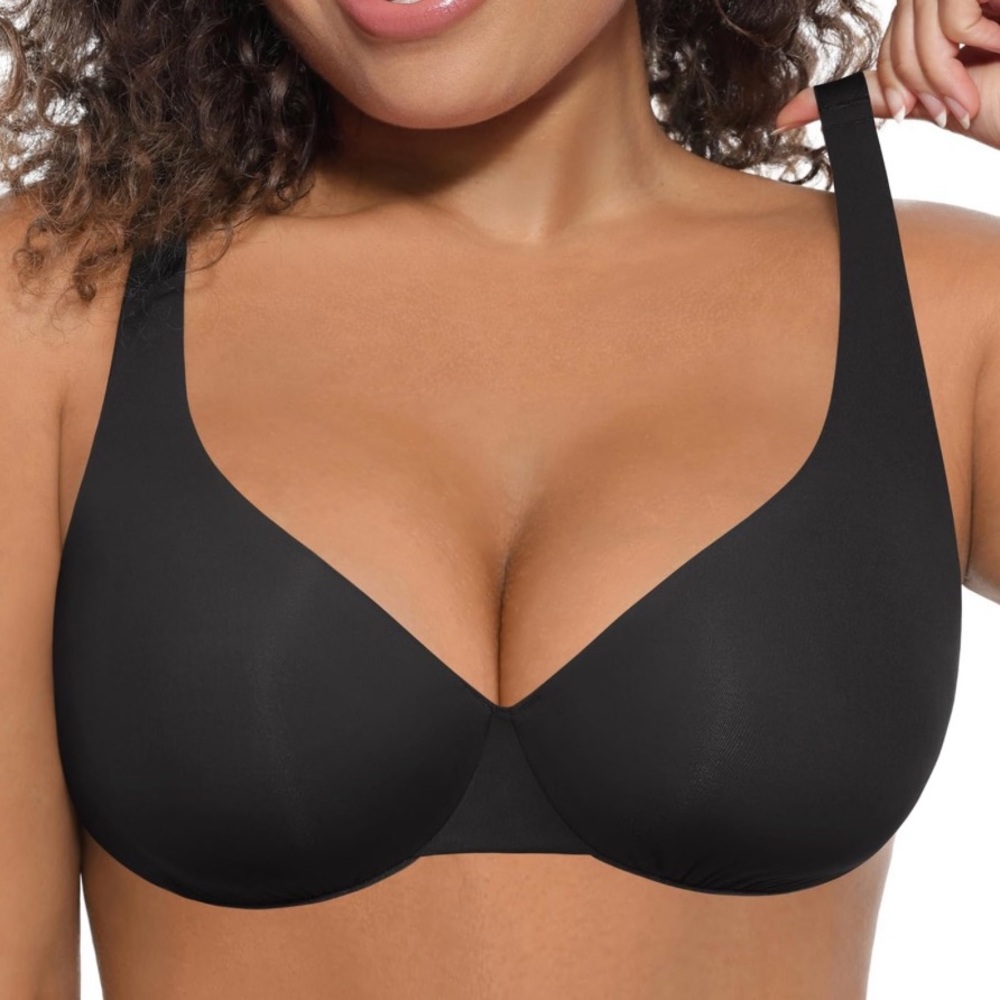 FeelinGirl Black Bra